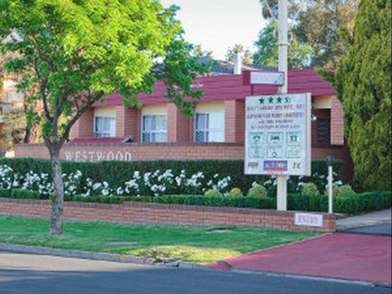 Westwood Motor Inn อาร์มีเดล ภายนอก รูปภาพ